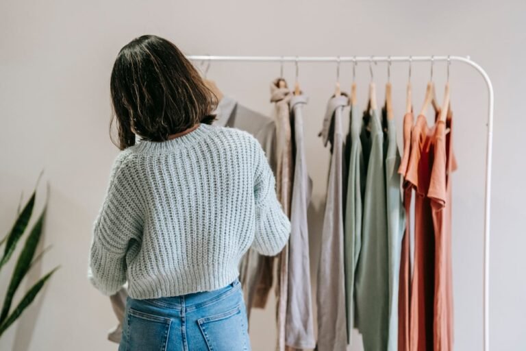 Closet Goals: How to Organize Your Wardrobe and Refresh Your Style This Spring