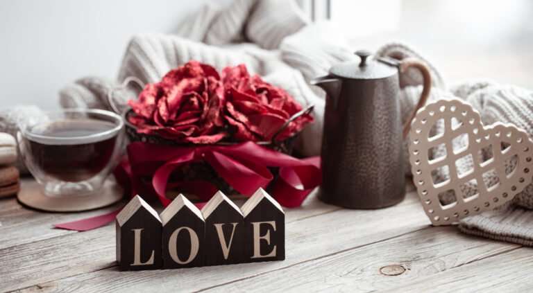Creating the Perfect Spring Romance: Elegant Decor Ideas for a Love-Filled Season