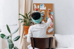 9 Easy DIY Home Decor Projects for Beginners